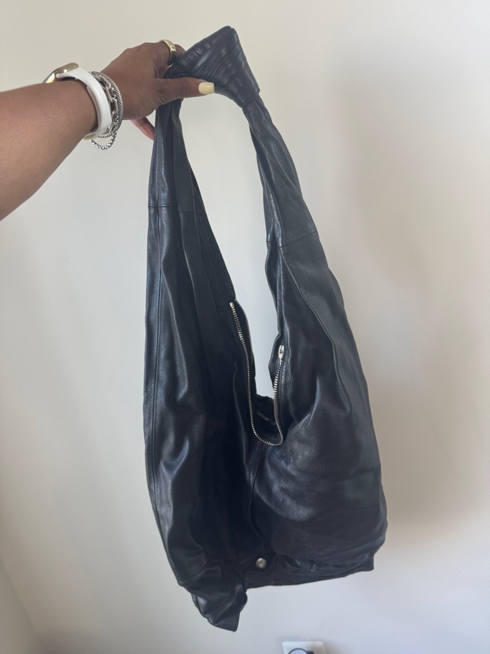 Alexander Wang 5 Pocket Hobo in Leather - Picture 2 of 7